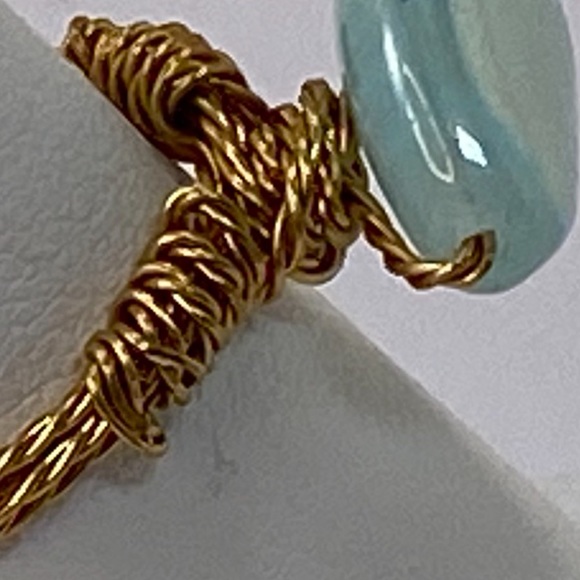 Handmade Glass Bead Gold Tone non-Tarnish Wire - Picture 8 of 9